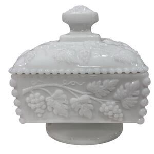 Westmoreland Paneled Grape Milk Glass Lidded Pedestal Candy Dish Vintage 1960s